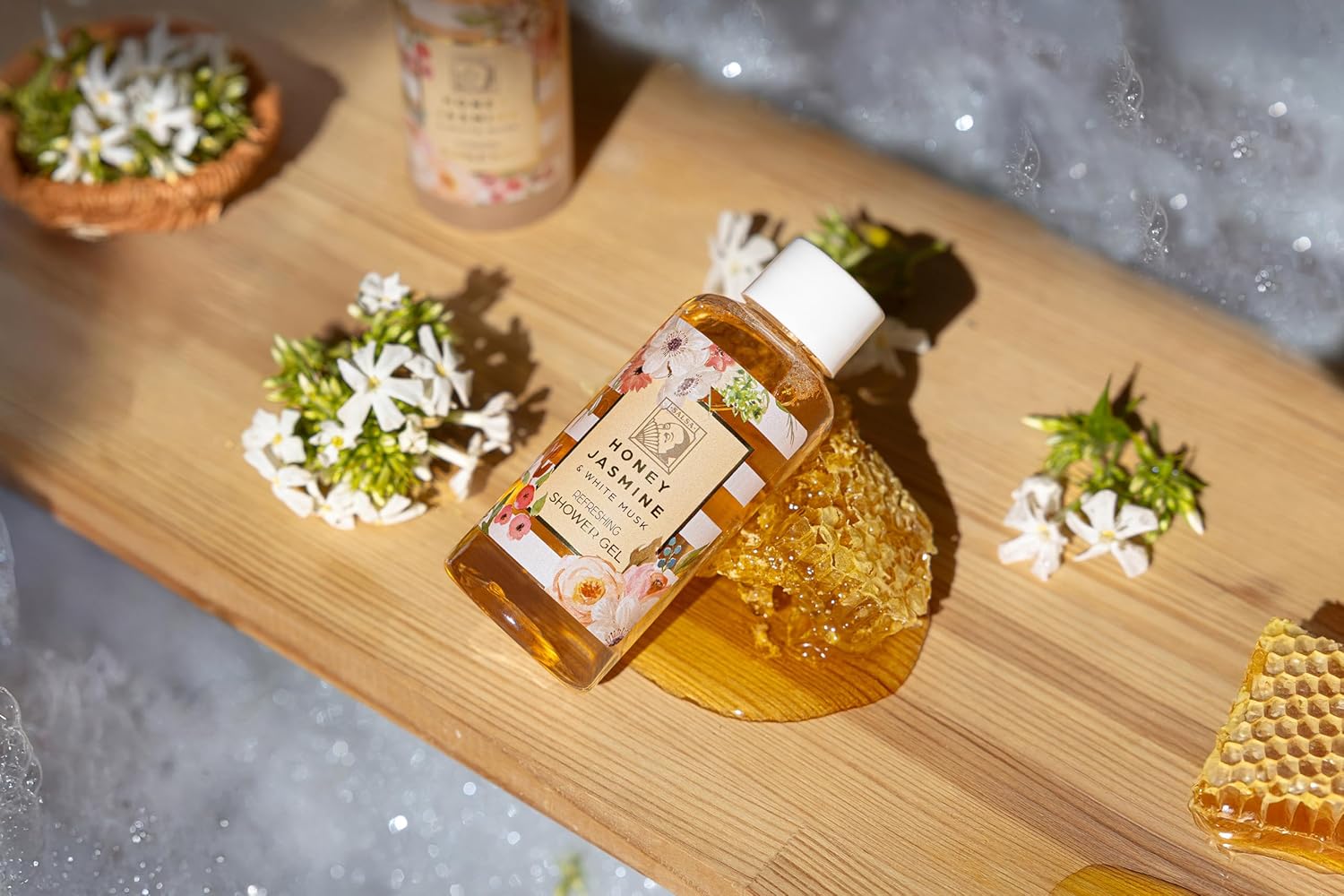 Accentra Damen-Duschset Honey Jasmine in schöner Geschenkbox – 3-teiliges Pflegeset mit Duschgel, Bodylotion und Schaumbad – Wellness-Geschenkset für Geburtstag und Valentinstag – Bild 11