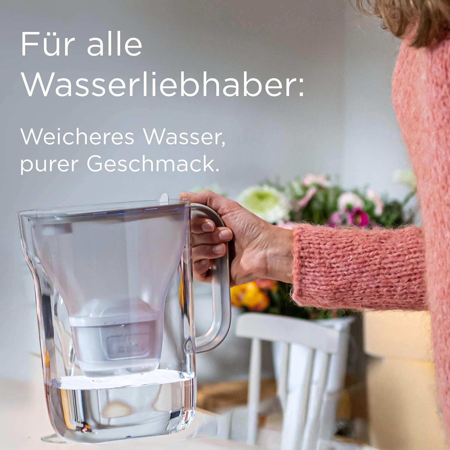 BRITA Style Essential Wasserfilterkanne weiß (2,4 l), inklusive 3 x BRITA MAXTRA PRO Pure Performance – kühlschranksichere Kanne mit Smart Light LED und Klappdeckel, filtert Verunreinigungen und mehr – Bild 4