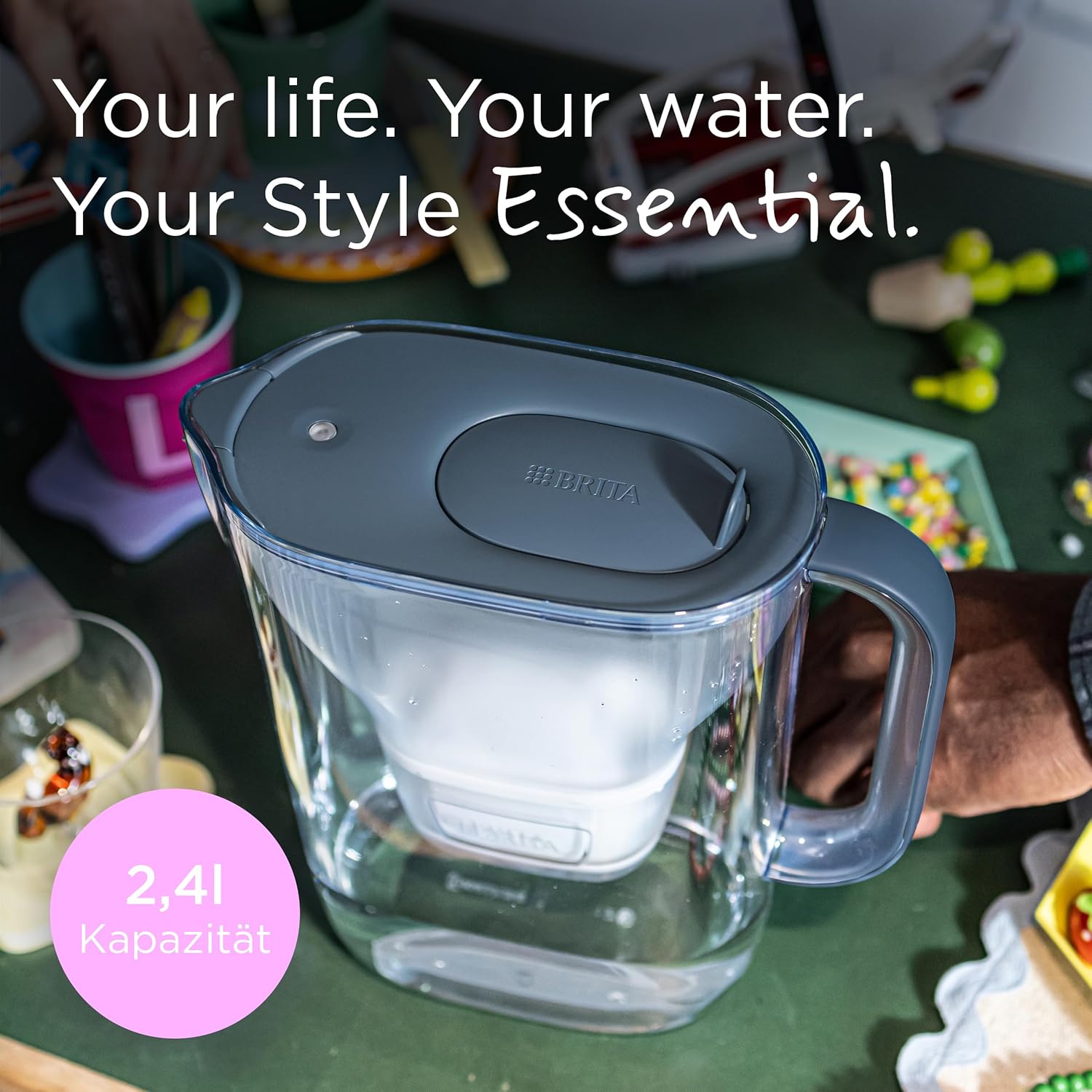 BRITA Style Essential Wasserfilterkanne Stone Blue (2,4 L) inklusive 1x BRITA Maxtra Pro Pure Performance – Kanne mit Smart Light LED & Klappdeckel passt in den Kühlschrank, filtert Verunreinigungen – Bild 2
