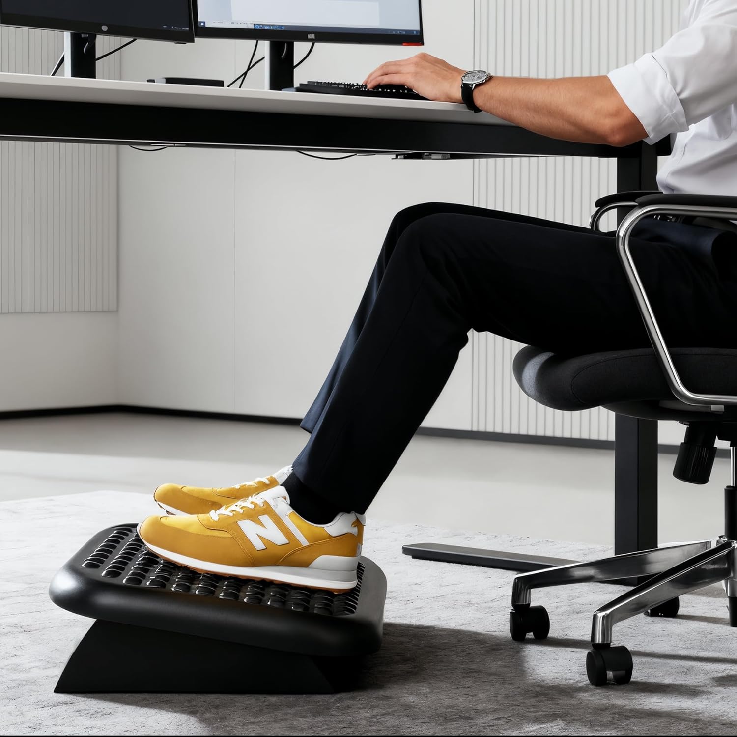 NGS Footnest Ergonomische höhenverstellbare Fußstütze, Bürofußstütze mit Neigung 0° - 15º und rutschfestem Fuß – Bild 5
