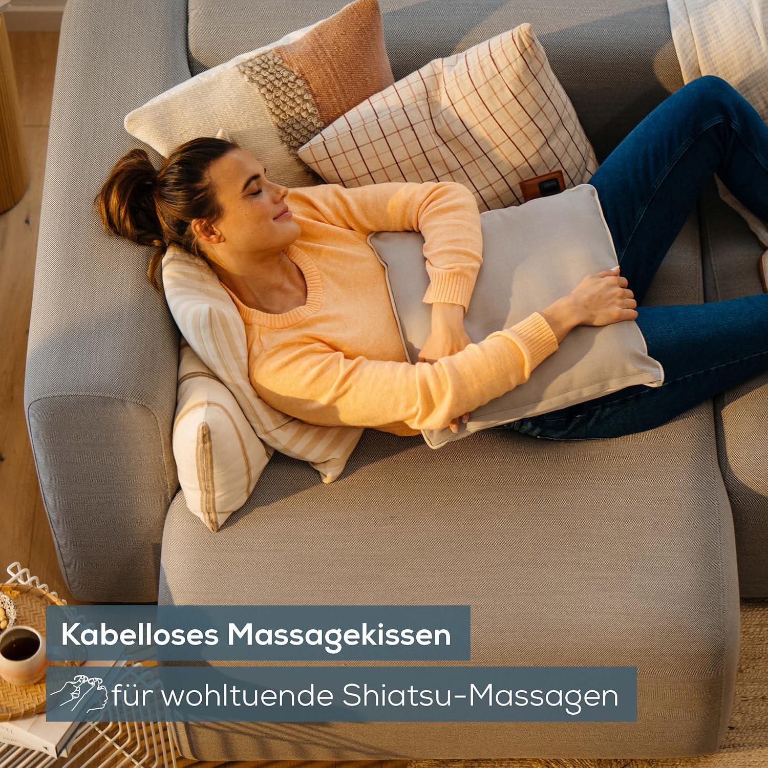 Beurer MG 139 Akku-Massagekissen mit Wärmefunktion, kabelloses Shiatsu-Massagekissen, zuschaltbare Wärme, aus recyceltem Material, maschinenwaschbar, automatische Abschaltung, 40 x 40 cm, beige – Bild 2
