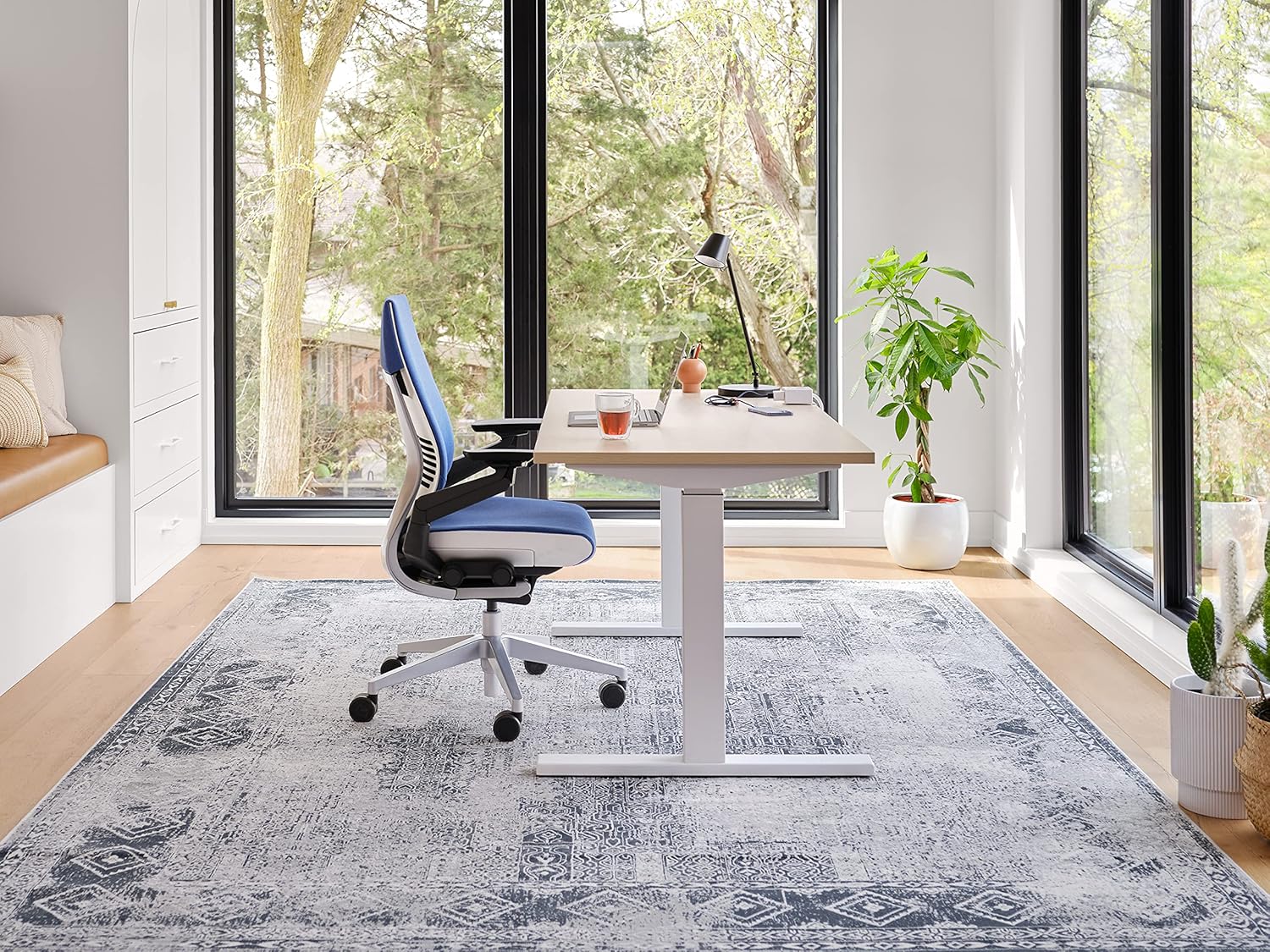 Steelcase Gesture Bürostuhl mit Bezug in Trüffel mit Kopfstütze – Bild 2