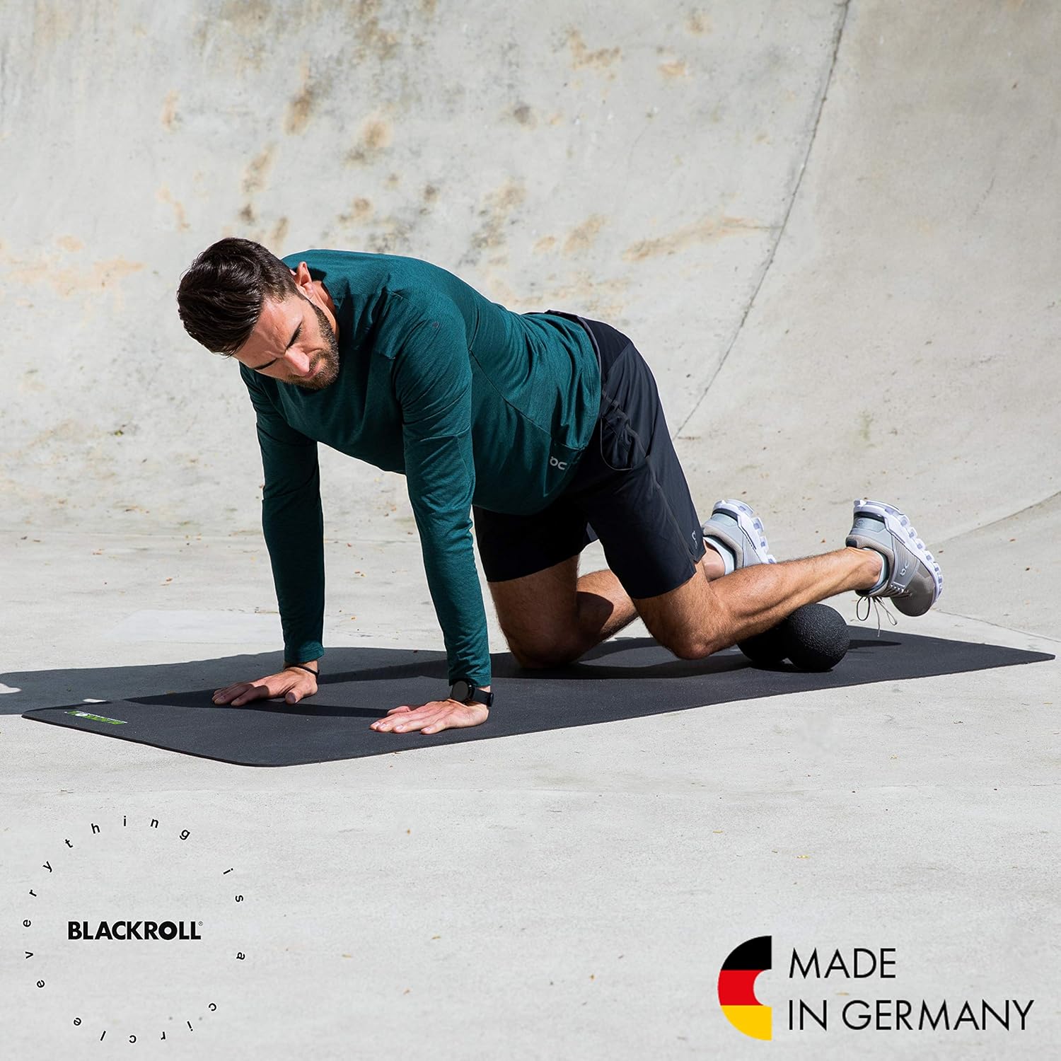BLACKROLL® DUOBALL Faszienball made in Germany – Das Original. Selbstmassageball für die Faszien in verschiedenen Größen – Bild 3