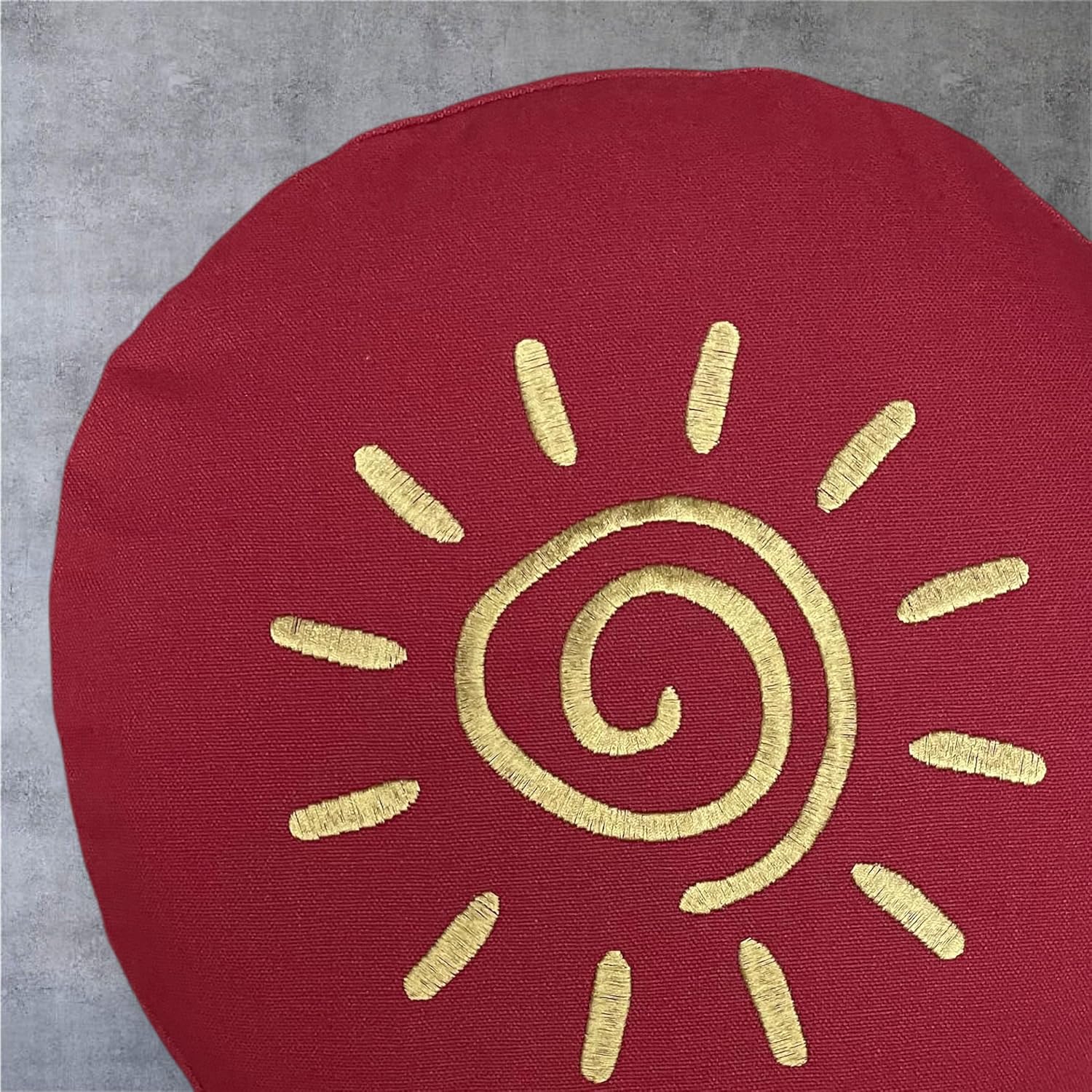 Yoga-Kissen, H 15 cm, Stickerei, Shanti-Sonne oder Labyrinth, waschbarer Bezug, gefüllt mit Buchweizenschalen, bequem, hochwertig, personalisierbar nach Wunsch – Bild 3