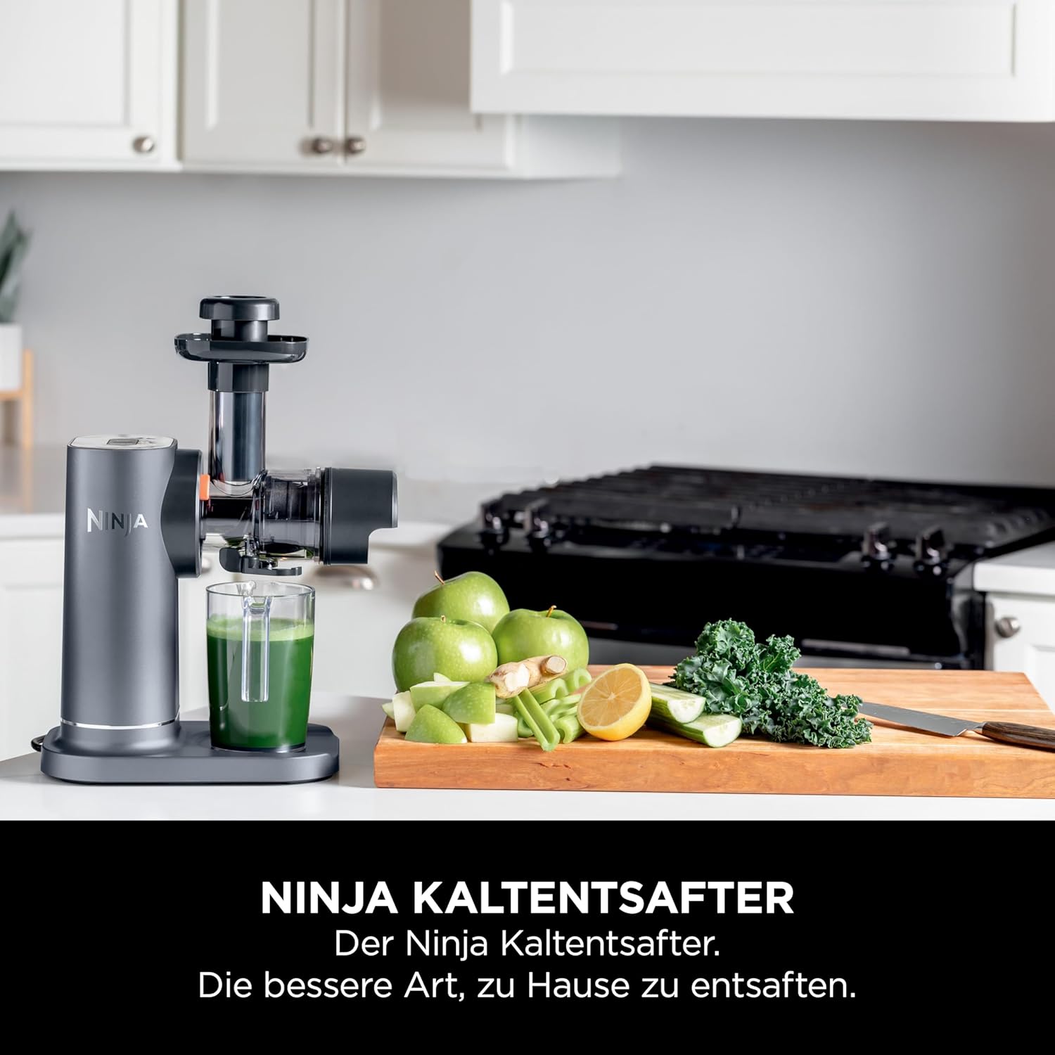 Ninja Kaltpress-Entsafter für Gemüse und Obst mit 700-ml-Becher und 1,1-l-Fruchtfleischbehälter, für frische Säfte, Getränke und Wellness-Shots, kompakt, spülmaschinenfest und abnehmbare Teile, Grau JC151EU – Bild 2