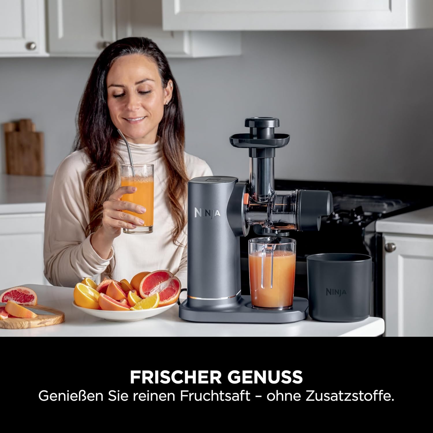 Ninja Kaltpress-Entsafter für Gemüse und Obst mit 700-ml-Becher und 1,1-l-Fruchtfleischbehälter, für frische Säfte, Getränke und Wellness-Shots, kompakt, spülmaschinenfest und abnehmbare Teile, Grau JC151EU – Bild 9