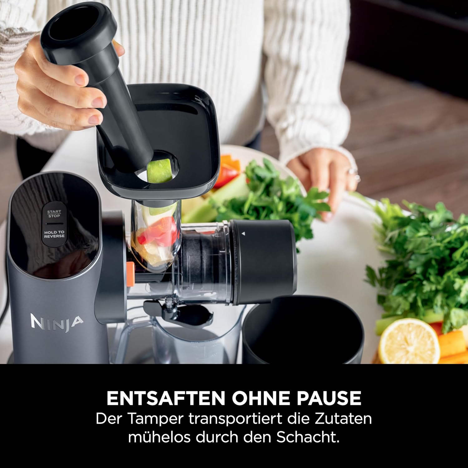Ninja Kaltpress-Entsafter für Gemüse und Obst mit 700-ml-Becher und 1,1-l-Fruchtfleischbehälter, für frische Säfte, Getränke und Wellness-Shots, kompakt, spülmaschinenfest und abnehmbare Teile, Grau JC151EU – Bild 4