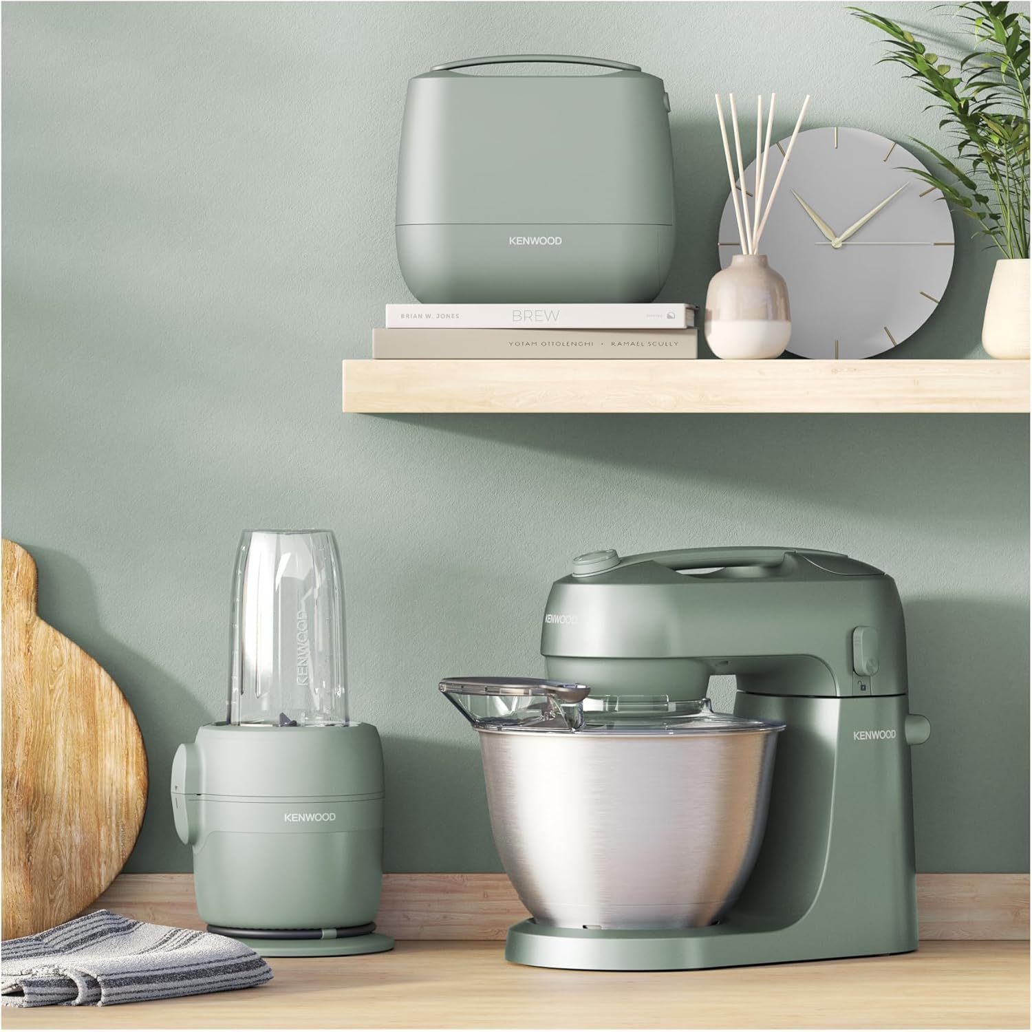 Kenwood Go Kompakte Küchenmaschine zum Backen, platzsparendes Design mit 4L-Schüssel, 3 höhenverstellbare Metall-Rührwerkzeuge, drehbarer Spritzschutz, 6 Ebenen, Tragegriff, 800 W, Grün (KZM35000GR) – Bild 5
