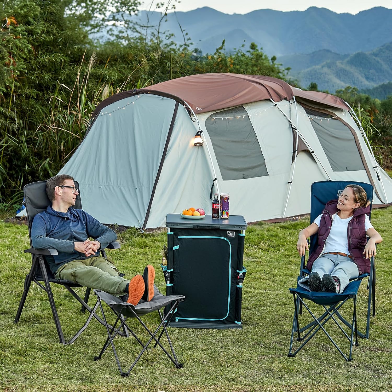TIMBER RIDGE Klapphocker, Camping-Fußhocker, Höhe von 46 cm, Campinghocker, gepolstert, leicht, tragbar, als Fußstütze für Camping, Garten, Strand, 48 x 48 x 46 cm, maximale Belastung 80 kg – Bild 2