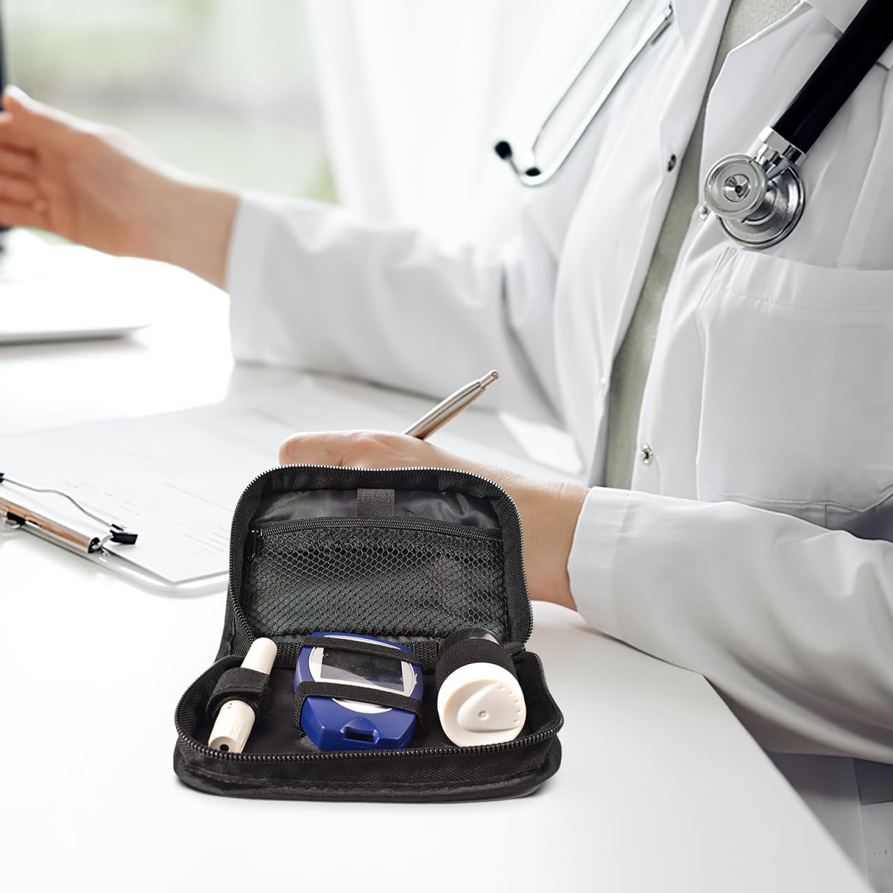 OUNONA Tragbare Aufbewahrungstasche für Blutzuckermessgeräte für Diabetiker, Organizer, Reisetasche, stoßfest, kompakt, Schwarz, 6,10 x 4,53 x 1,38 Zoll – Bild 4