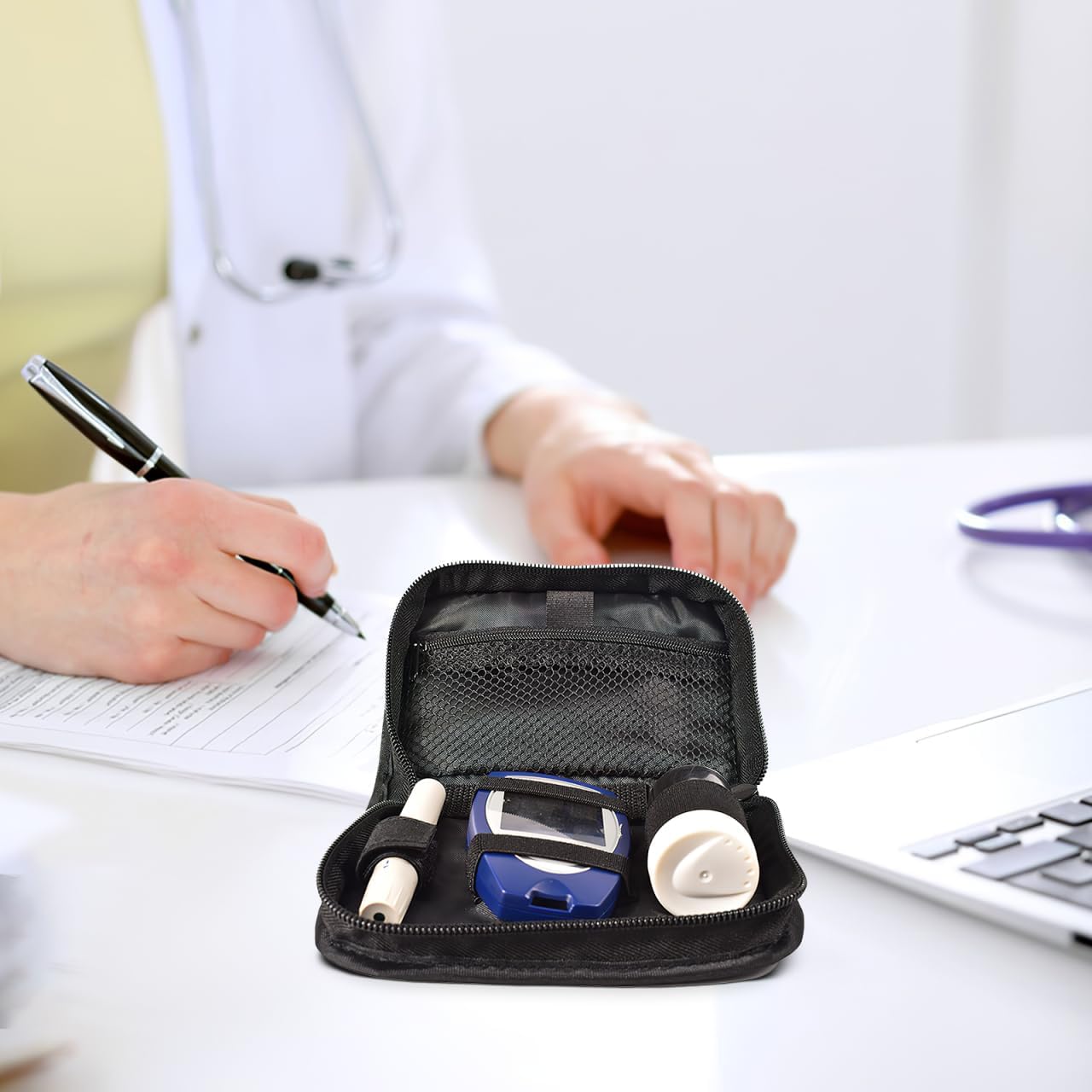 OUNONA Tragbare Aufbewahrungstasche für Blutzuckermessgeräte für Diabetiker, Organizer, Reisetasche, stoßfest, kompakt, Schwarz, 6,10 x 4,53 x 1,38 Zoll – Bild 3