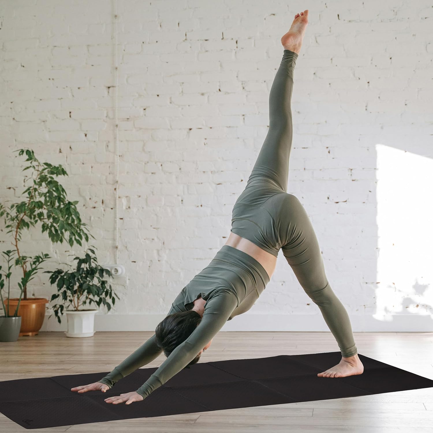 EXERZ faltbare Yogamatte mit Tragetasche – tragbar, rutschfest – für Reisen und Heimtraining – Bild 8