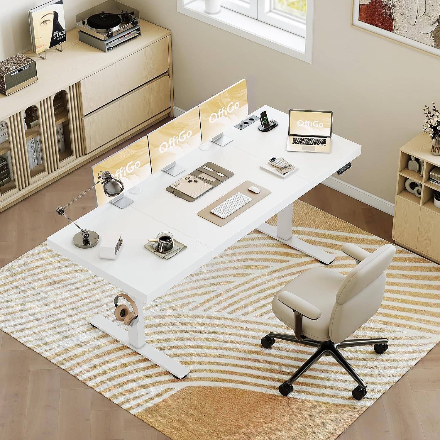 OffiGo höhenverstellbarer Schreibtisch mit Steckdose, 180 x 70 cm, 35 mm, weiß | Elektrischer Schreibtisch mit stabilen T-Beinen, Stehpult, perfekte Ergonomie für Büro, Gaming – Bild 9