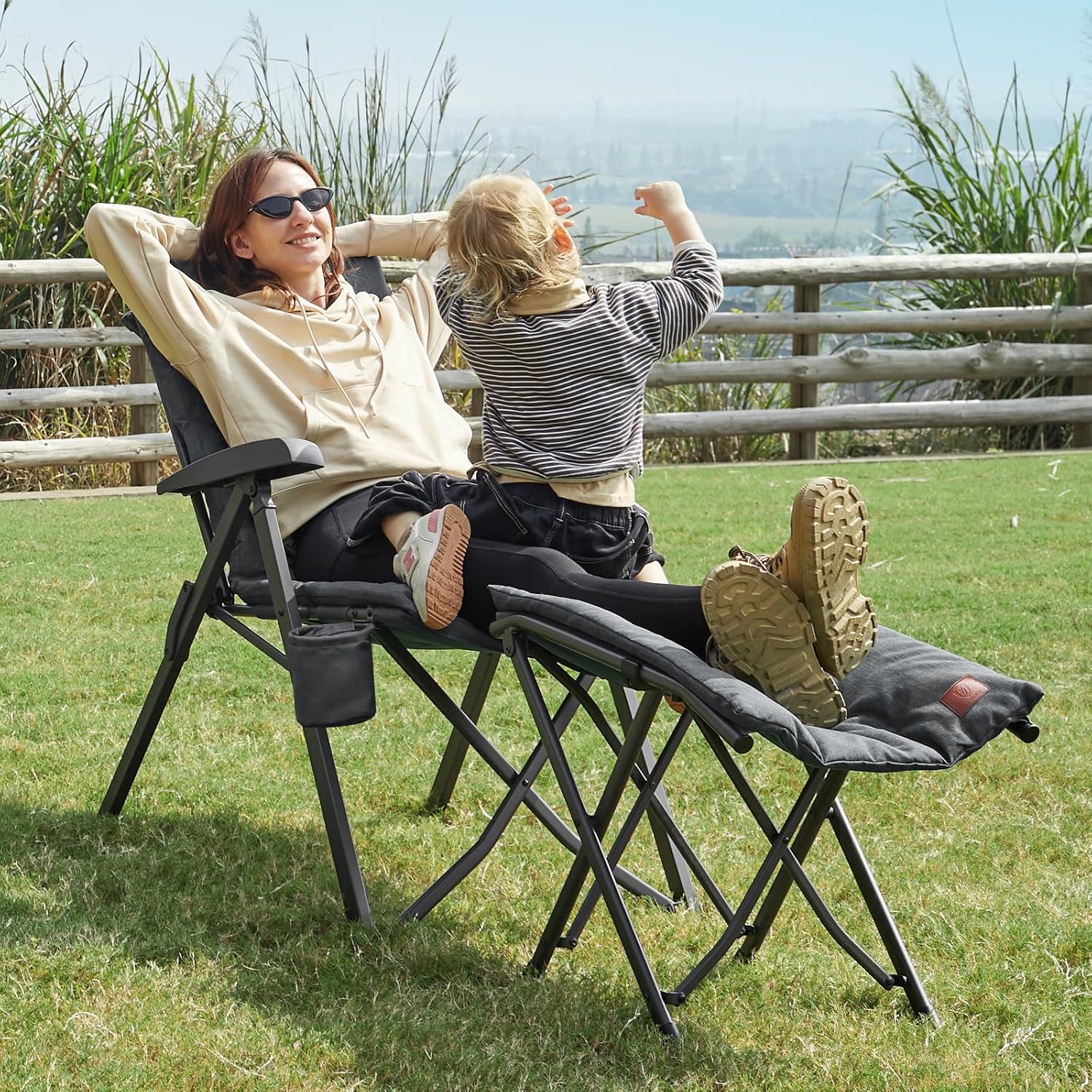 EVER ADVANCED Fußhocker, Fußstütze, klappbarer Klapphocker mit einer Höhe von 47 cm, Klapphocker, gepolsterte Fußstütze für Sessel, Garten- und Balkonstuhl – Bild 2